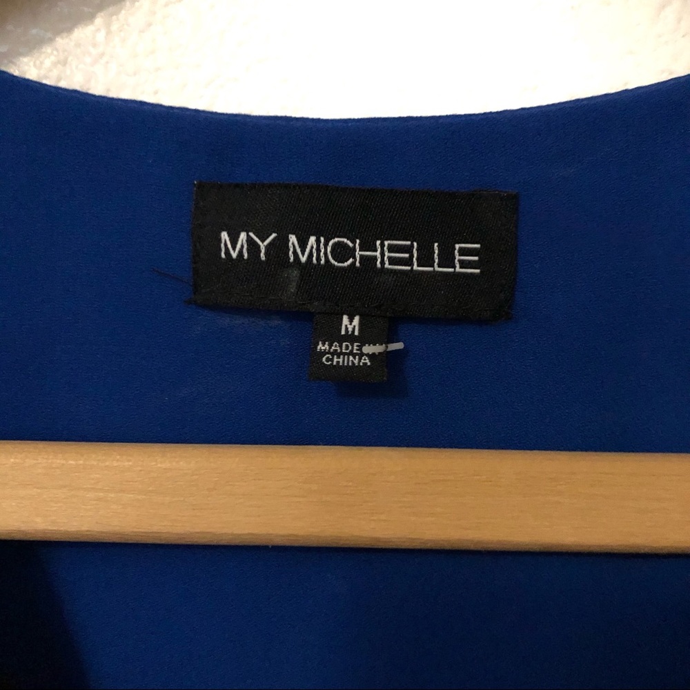 MY MICHELLE Sleeveless blue blouse size M - Picture 3 of 3